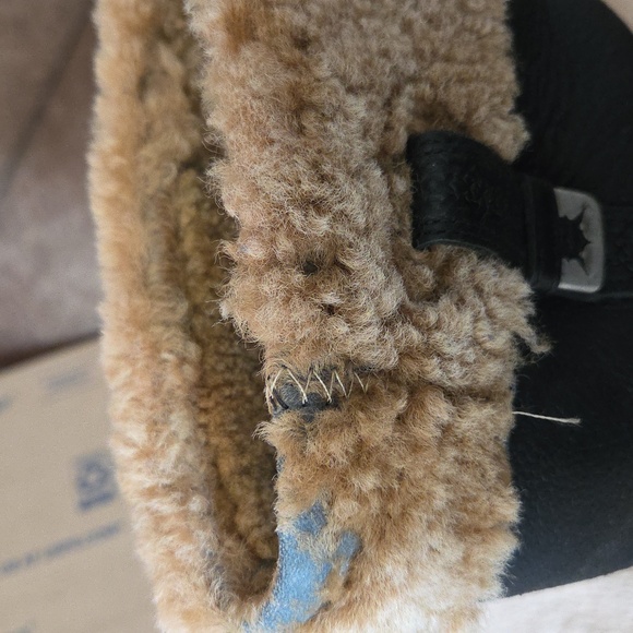 UGG Mens  Leather Insulated Boots - Picture 8 of 12